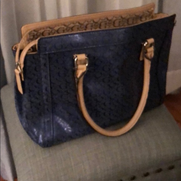 Navy Blue Guess pocket book - Picture 2 of 4